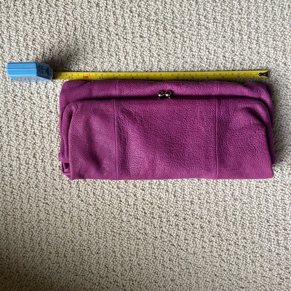 Cocinnelle fold over clutch, brand new, never used. Fuchsia. With dust bag - Picture 9 of 9